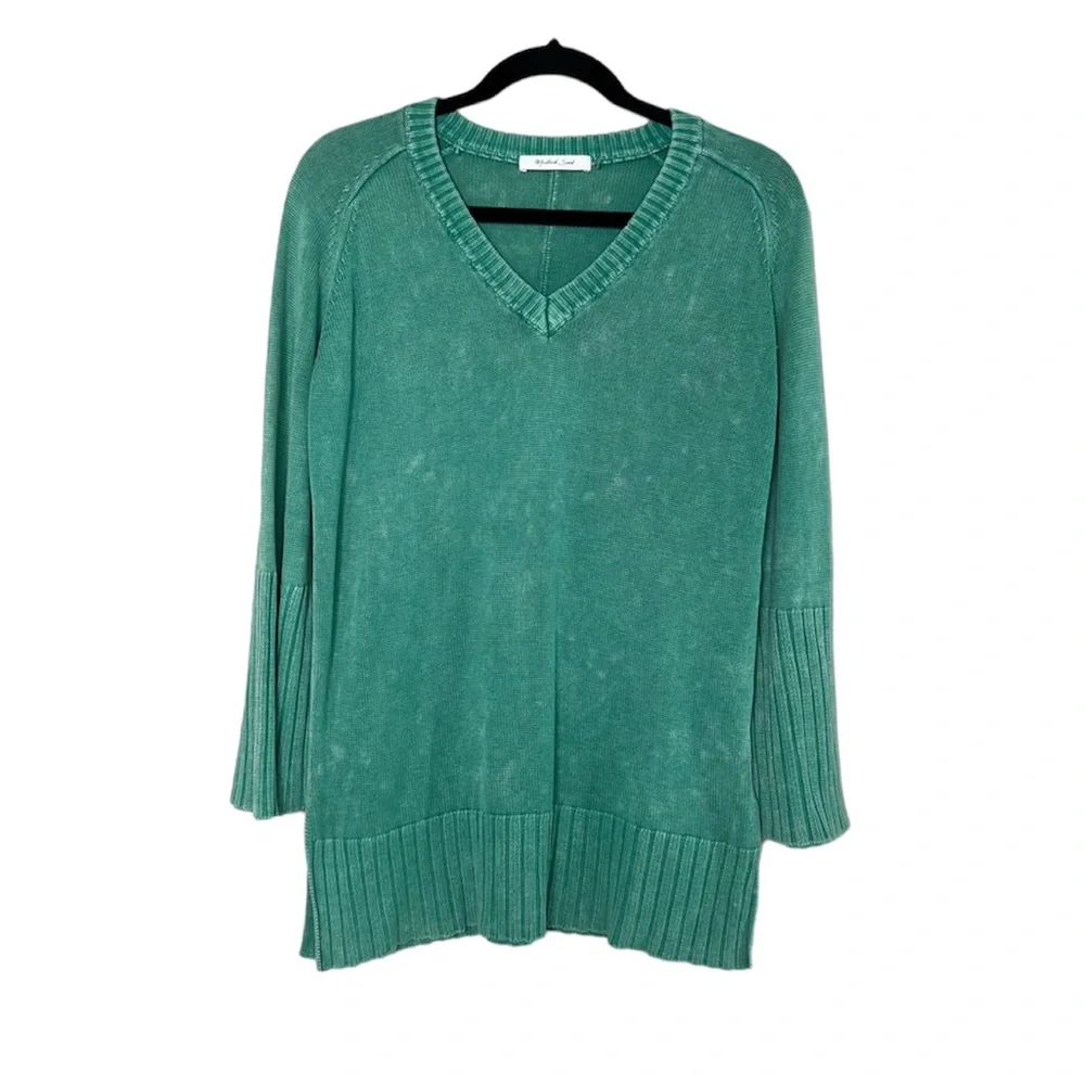 MUSTARD SEED Green V Neck Wide Sleeve Sweater size Medium